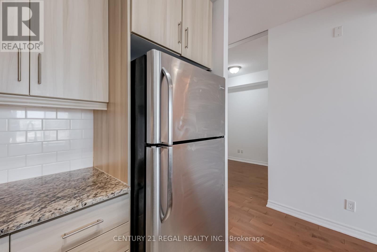710 - 15 James Finlay Way, Toronto, Ontario  M3M 0B3 - Photo 17 - W12326219