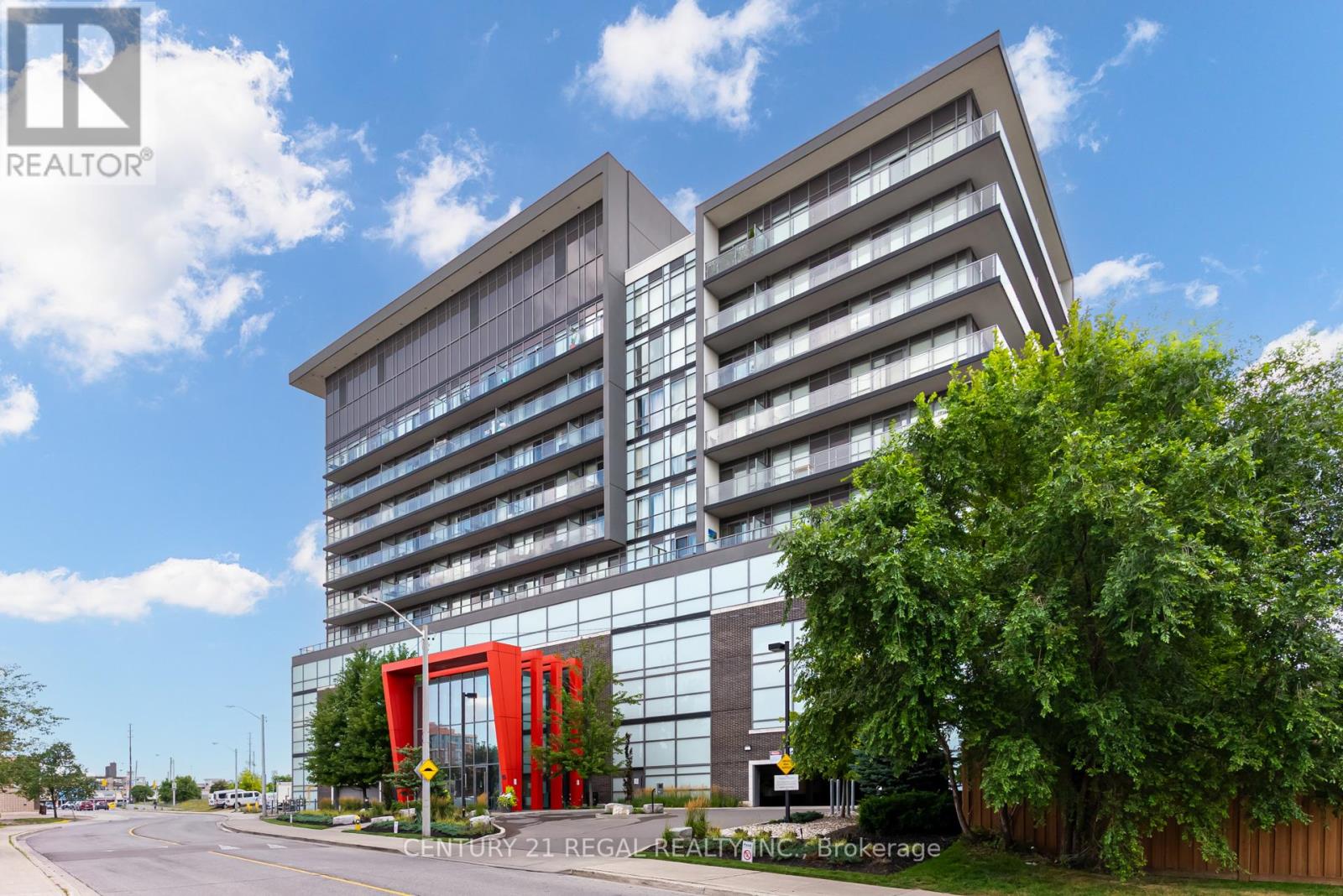 710 - 15 James Finlay Way, Toronto, Ontario  M3M 0B3 - Photo 2 - W12326219