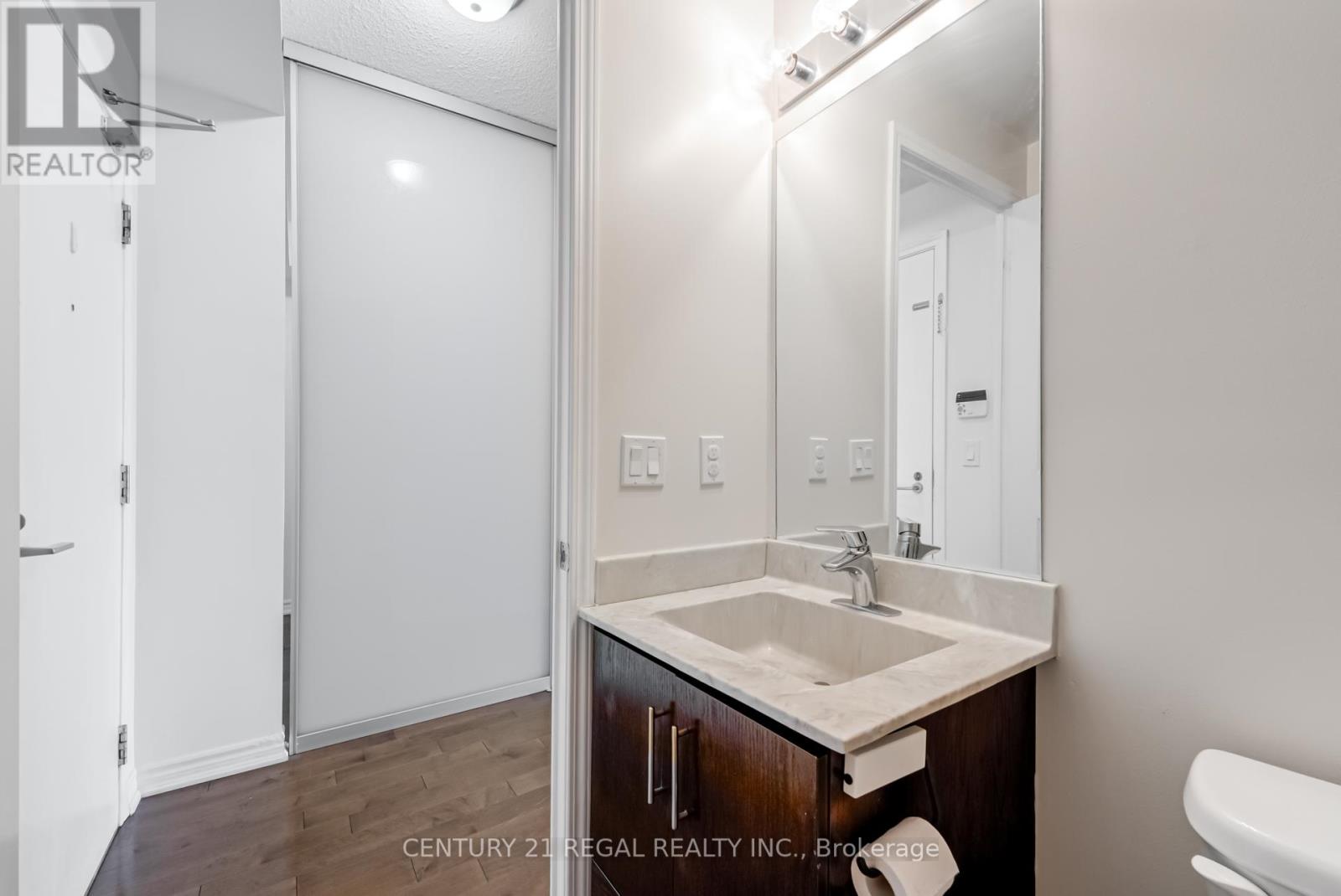 710 - 15 James Finlay Way, Toronto, Ontario  M3M 0B3 - Photo 28 - W12326219