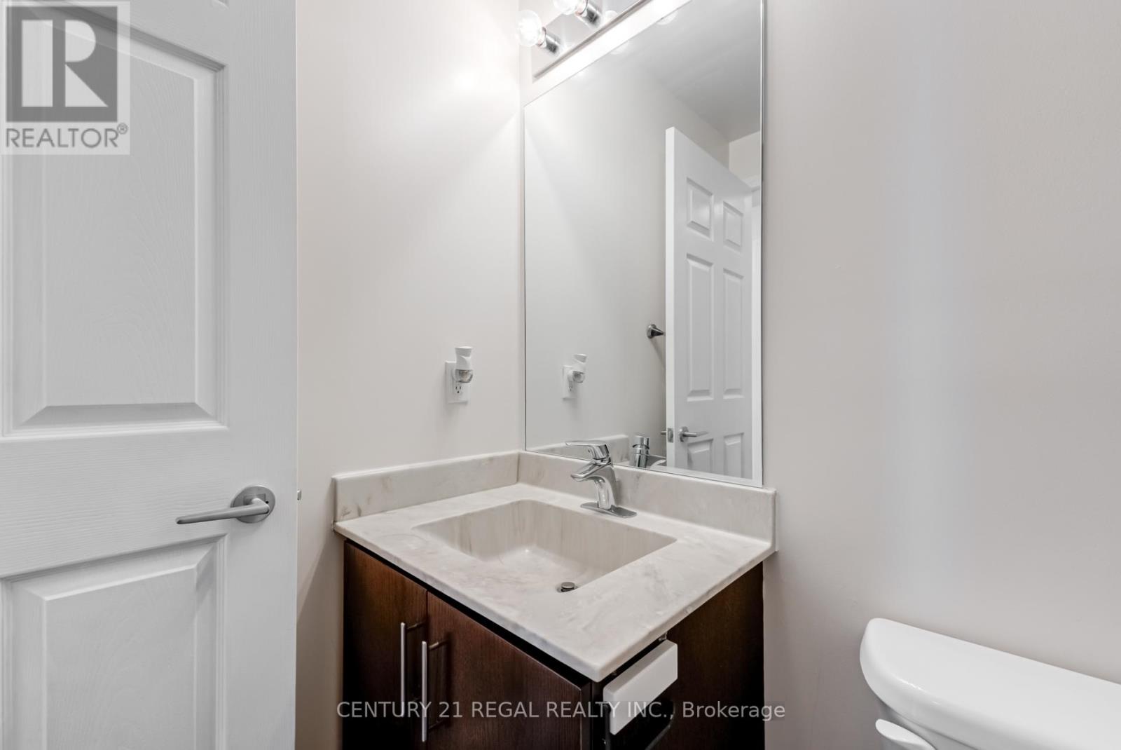 710 - 15 James Finlay Way, Toronto, Ontario  M3M 0B3 - Photo 32 - W12326219