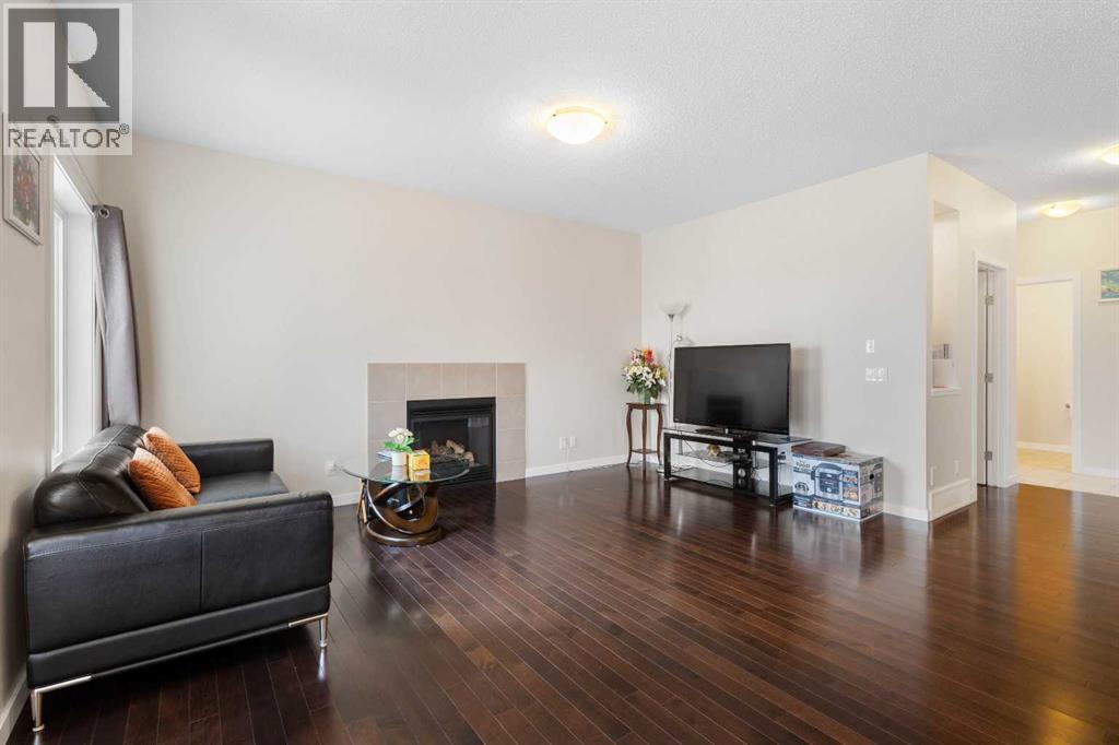Property at 12 KINCORA Mews NW image 5
