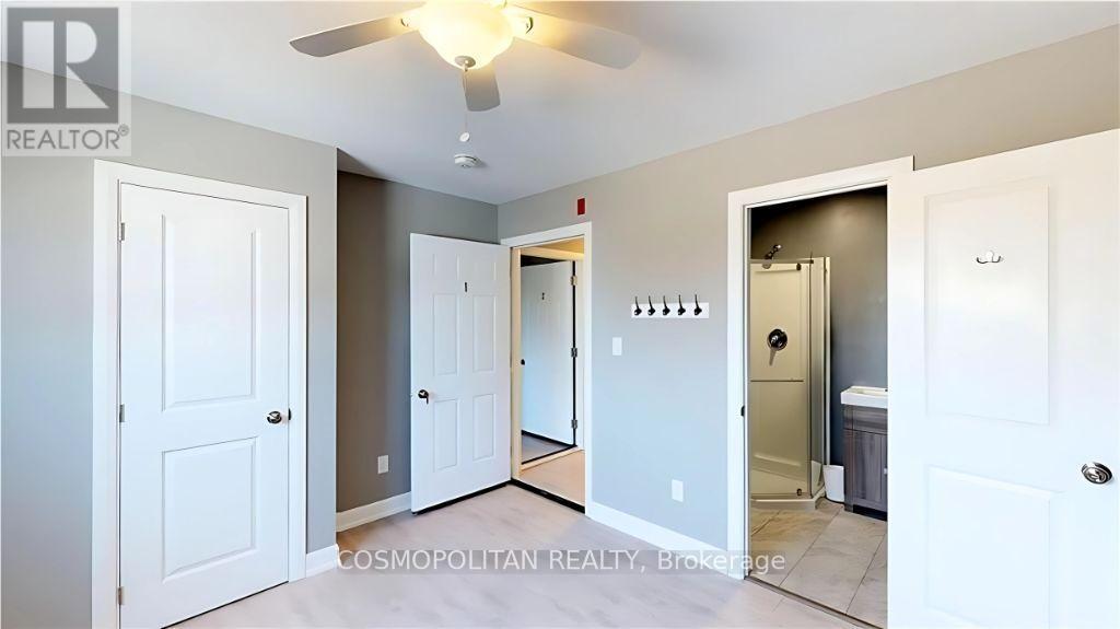 32 Davidson Street, St. Catharines, Ontario  L2R 2V4 - Photo 10 - X12326228