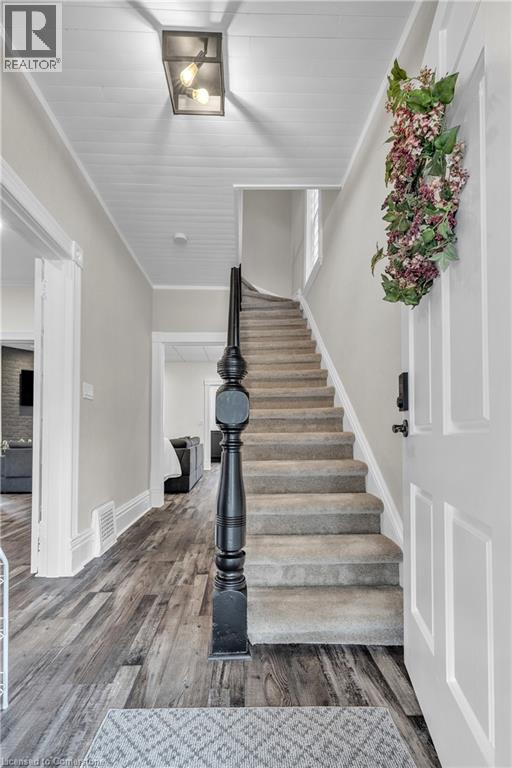 Property at 577 GEORGE Street image 4