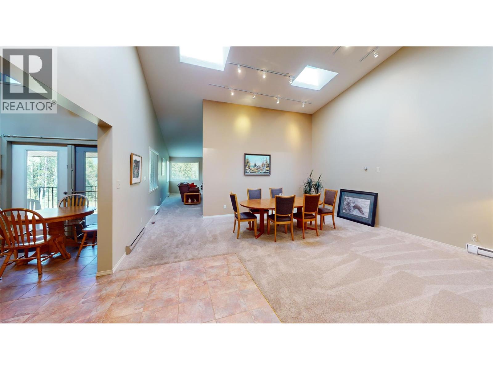 105 Castle Mountain Road, Fernie, British Columbia  V0B 1M4 - Photo 14 - 10357748
