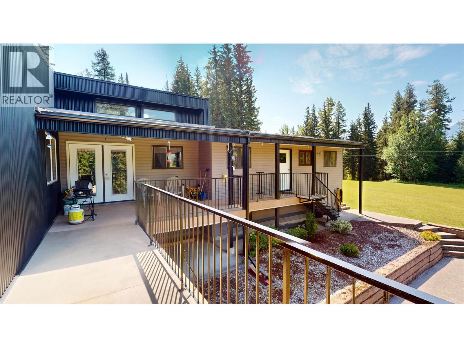 105 Castle Mountain Road, Fernie, British Columbia  V0B 1M4 - Photo 57 - 10357748