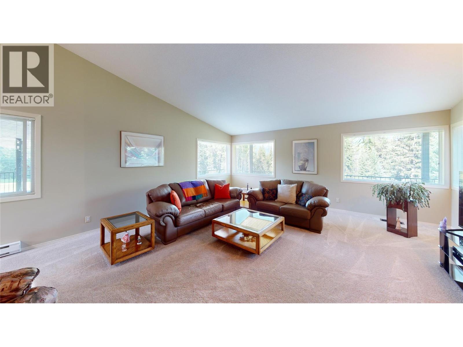 105 Castle Mountain Road, Fernie, British Columbia  V0B 1M4 - Photo 18 - 10357748