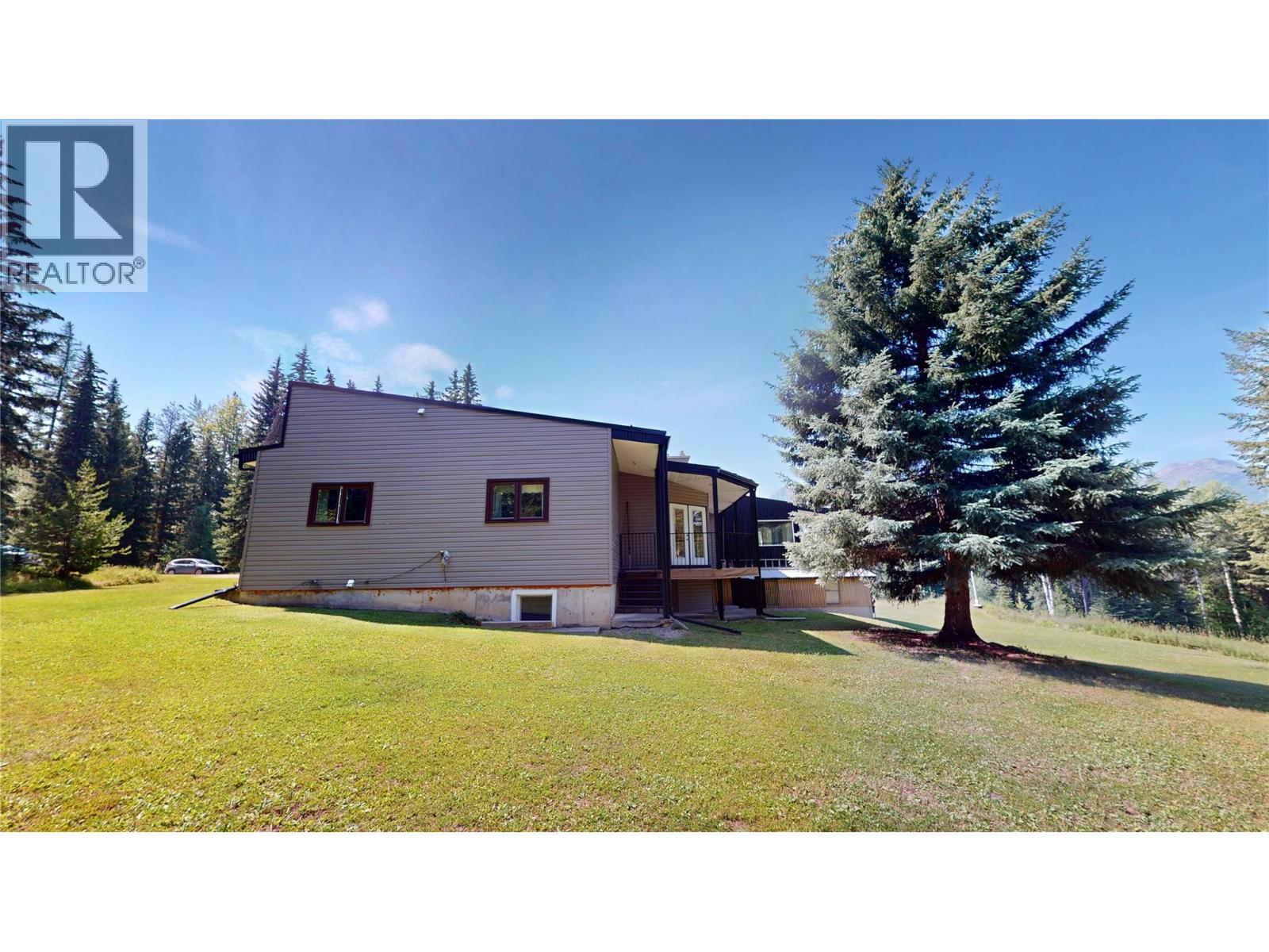 105 Castle Mountain Road, Fernie, British Columbia  V0B 1M4 - Photo 13 - 10357748