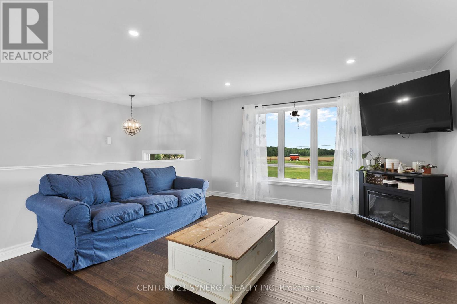 2425 Ferguson Falls Road, Drummond/north Elmsley, Ontario  K0G 1K0 - Photo 6 - X12326252