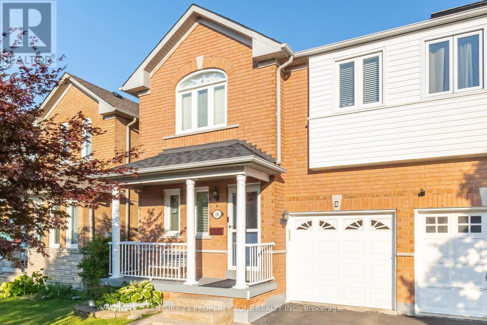 Property at 19 STREAMSIDE LANE image 3
