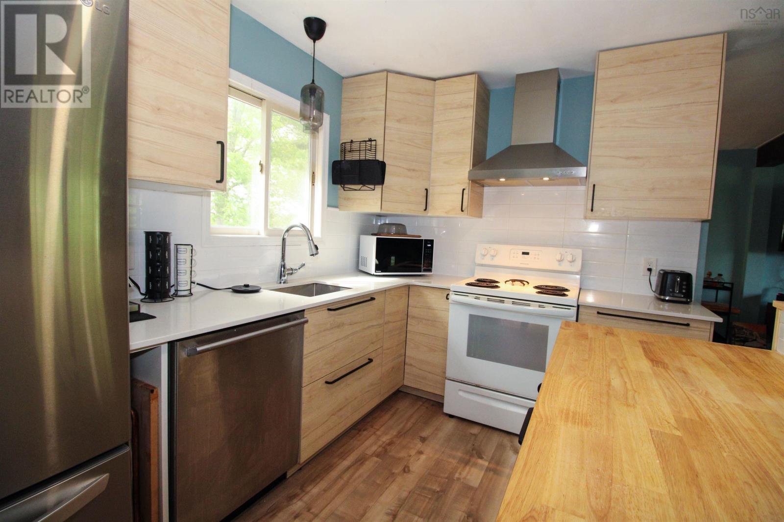 58 Majestic Avenue, Beaver Bank, Nova Scotia  B4E 3A5 - Photo 6 - 202516515