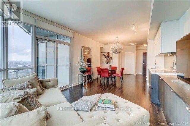 4309 - 21 Iceboat Terrace, Toronto, Ontario  M5V 4A9 - Photo 10 - C12326262