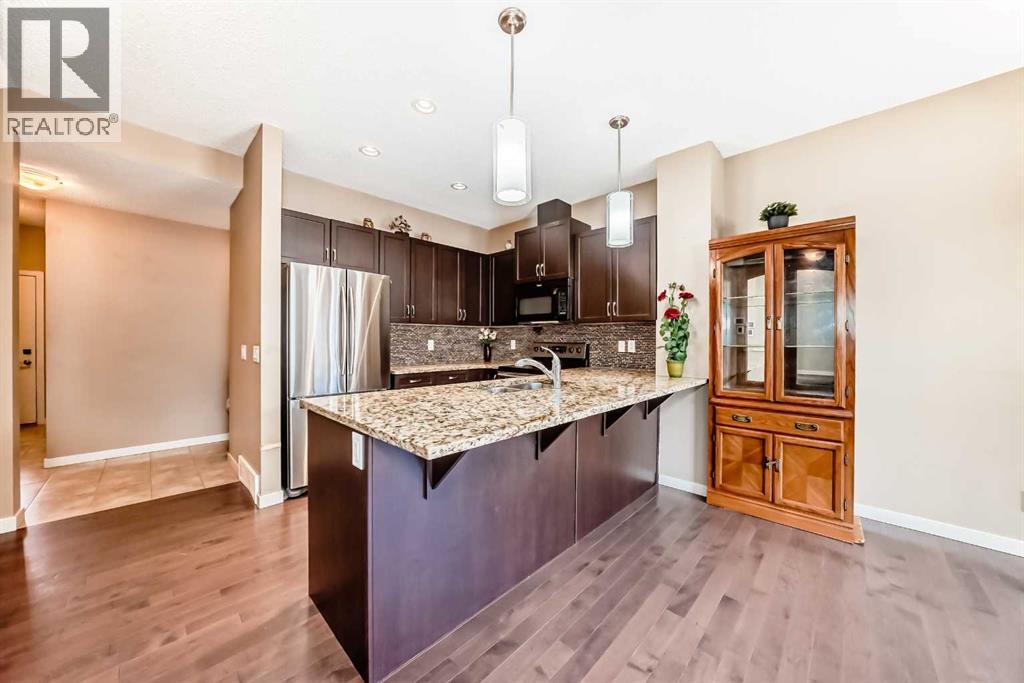 Property at 98 Legacy Close SE image 4
