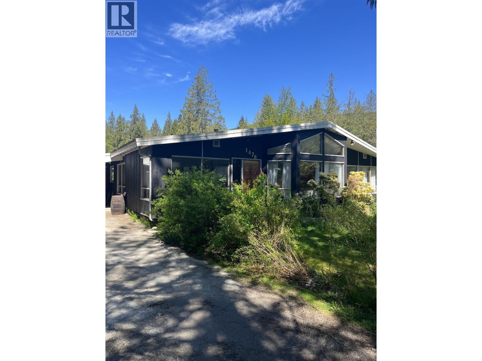 Property at 1481 REED ROAD image 1