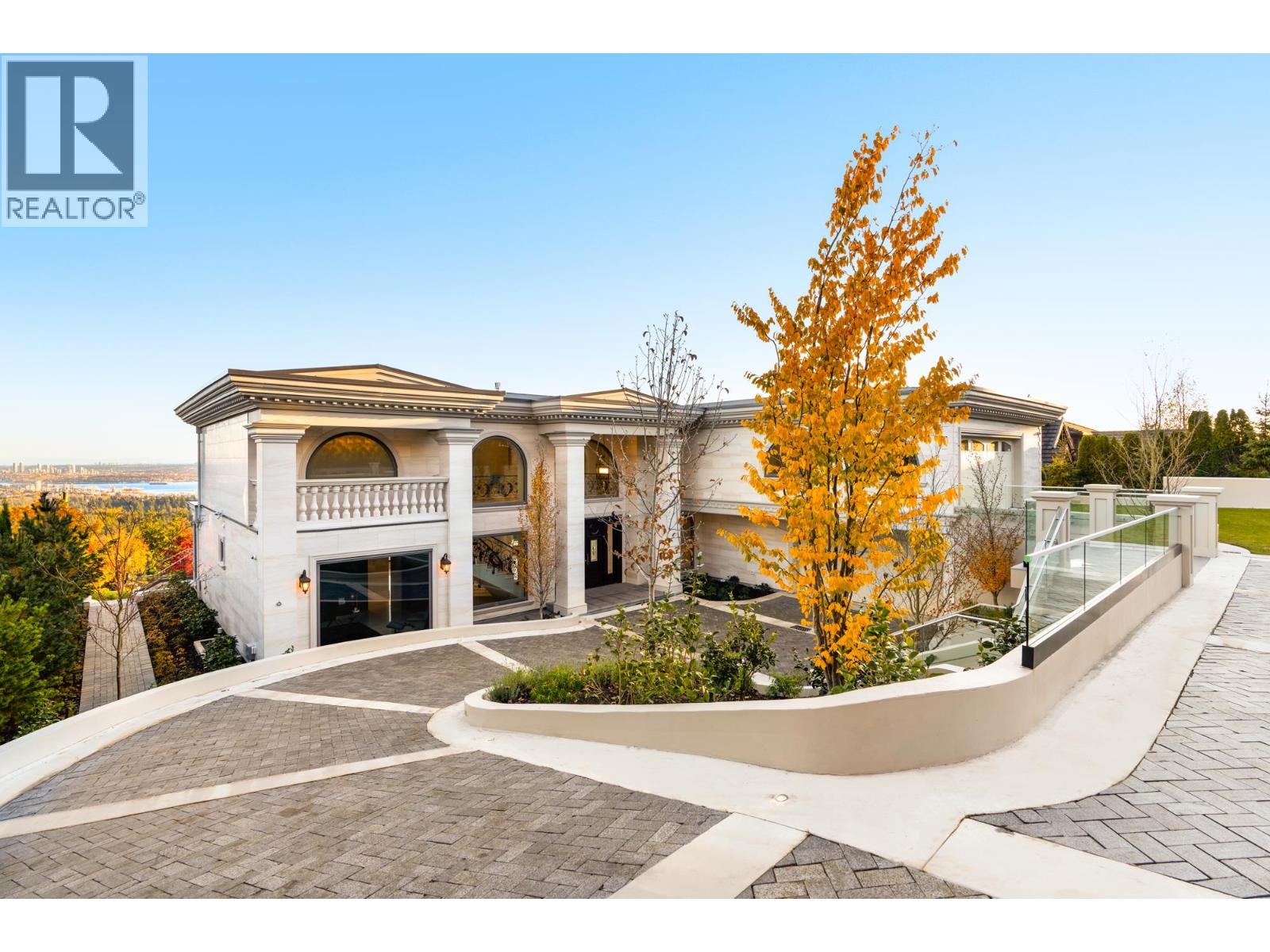 Property at 1022 EYREMOUNT DRIVE image 2