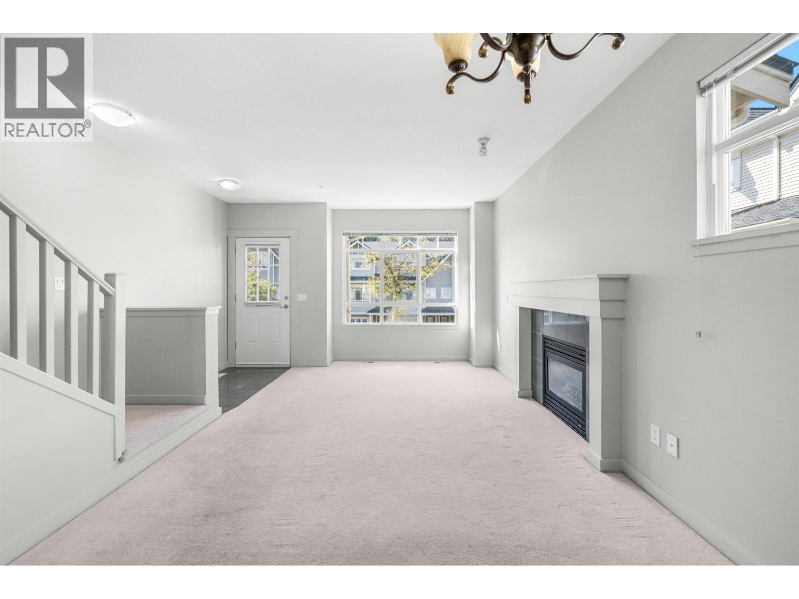 Property at 3265 CLERMONT MEWS image 4