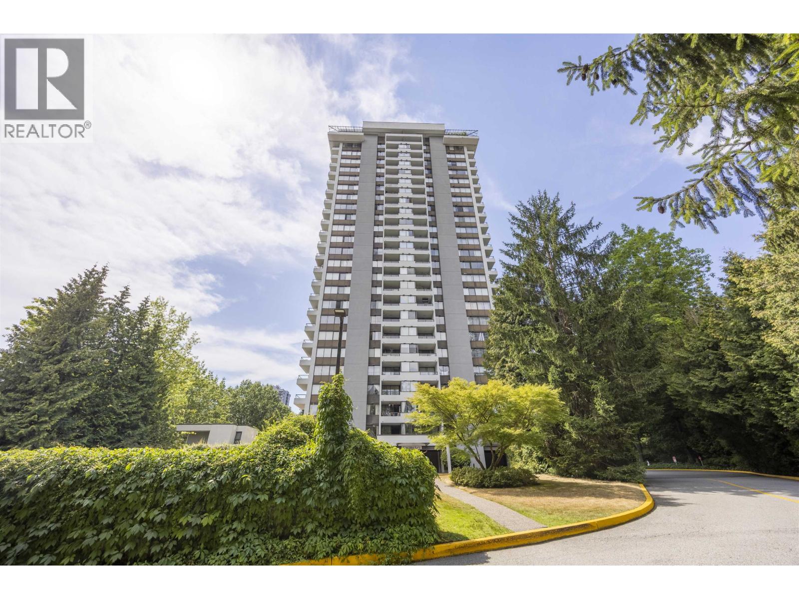 203 9521 CARDSTON COURT, Burnaby, British Columbia