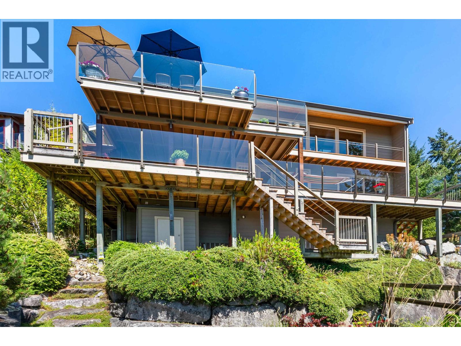 4266 Orca Road, Garden Bay, British Columbia  V0N 1S1 - Photo 4 - R3033954