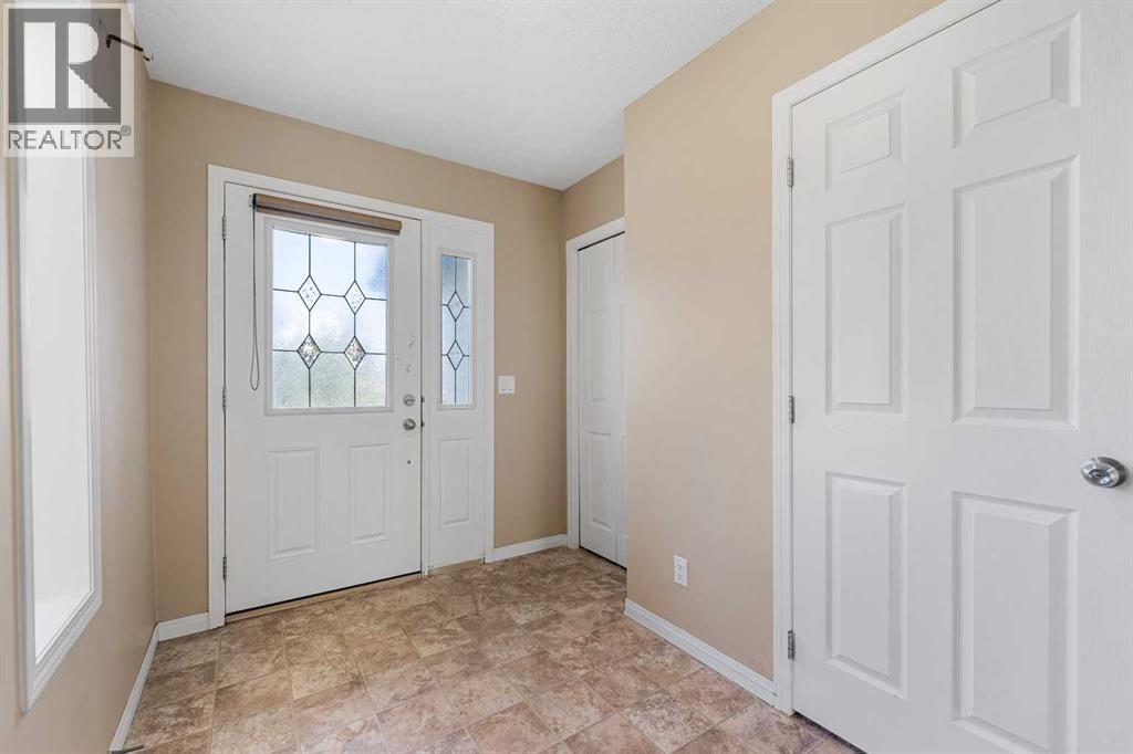 Property at 193 LUXSTONE Way SW image 4
