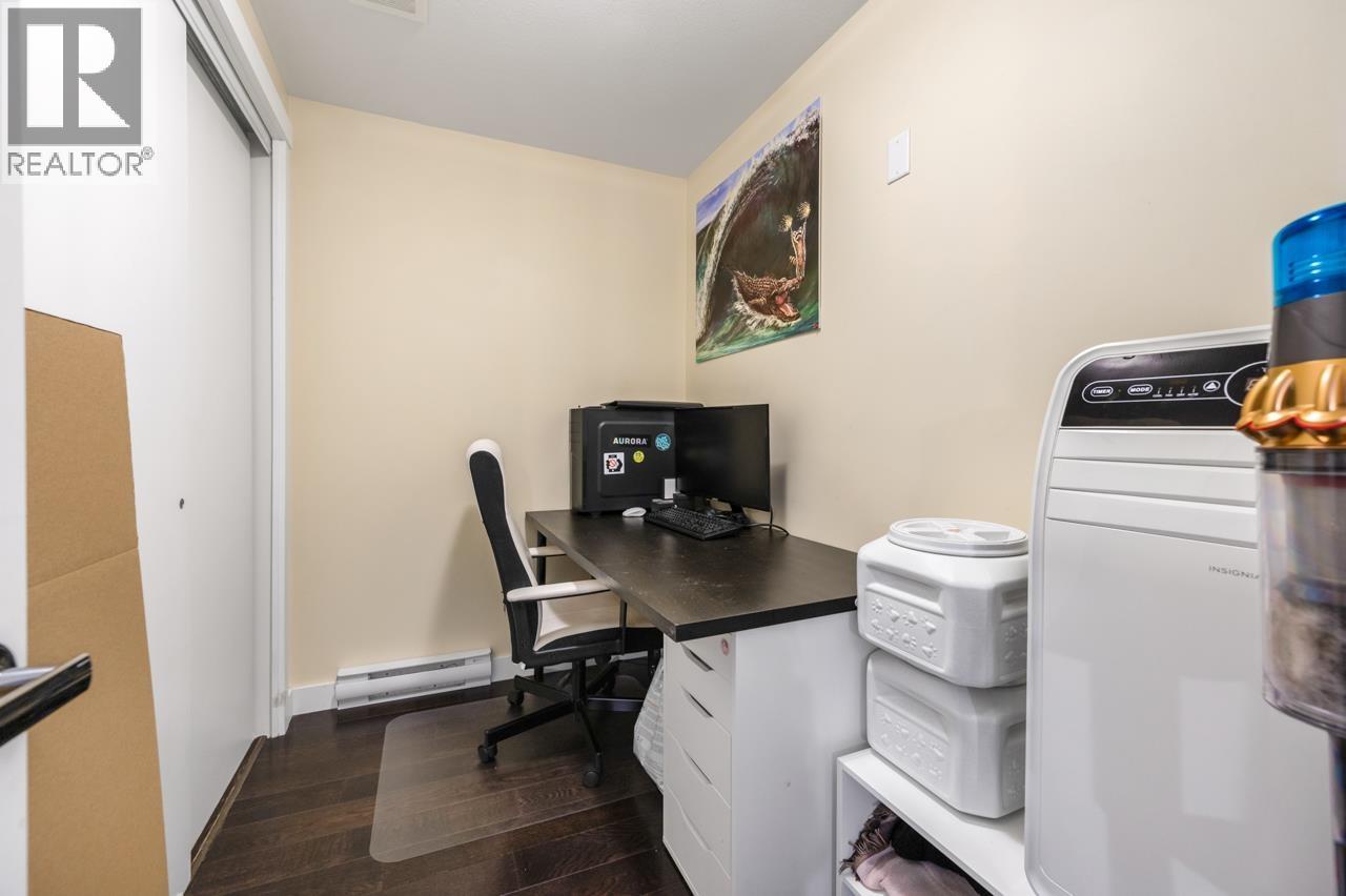 Property at 320 7777 ROYAL OAK AVENUE image 4