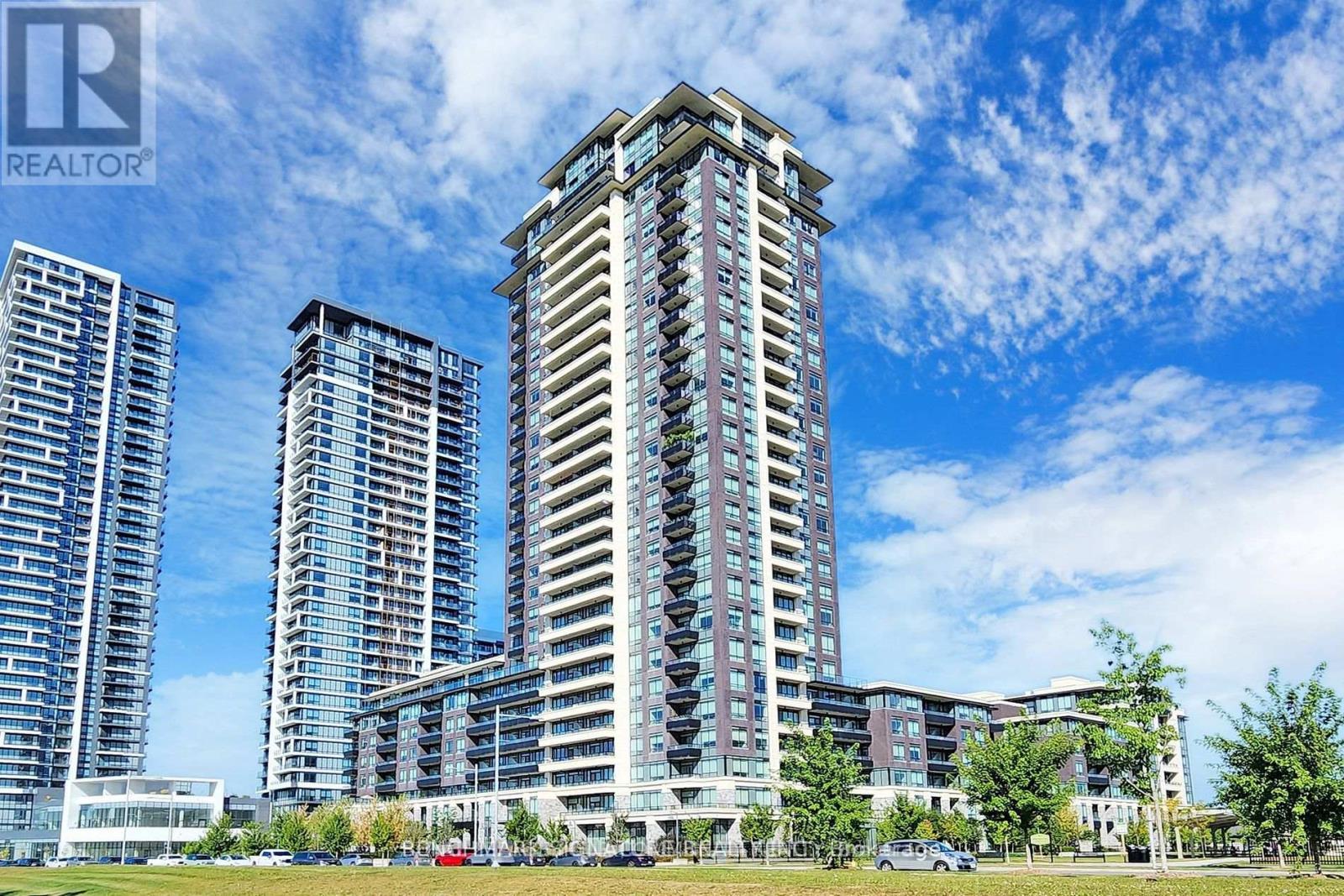 2008 - 15 WATER WALK DRIVE, Markham, Ontario