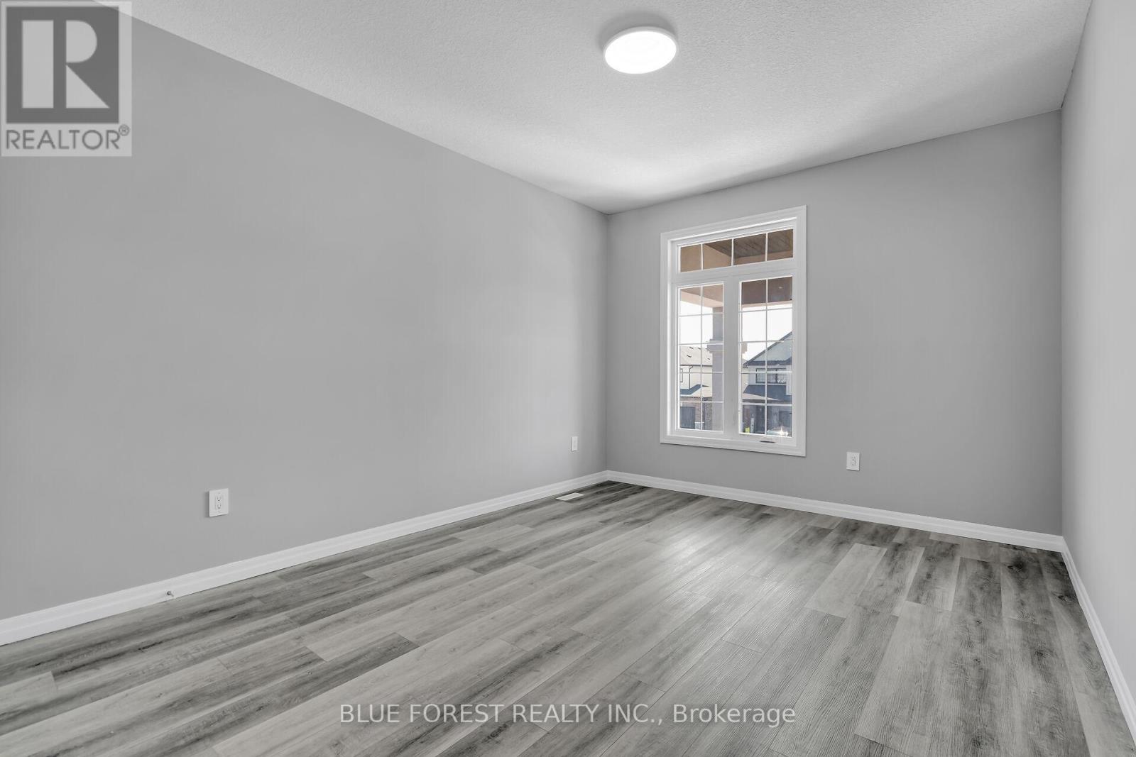 2916 Lemieux Walk, London South, Ontario  N6L 0H2 - Photo 31 - X12326343
