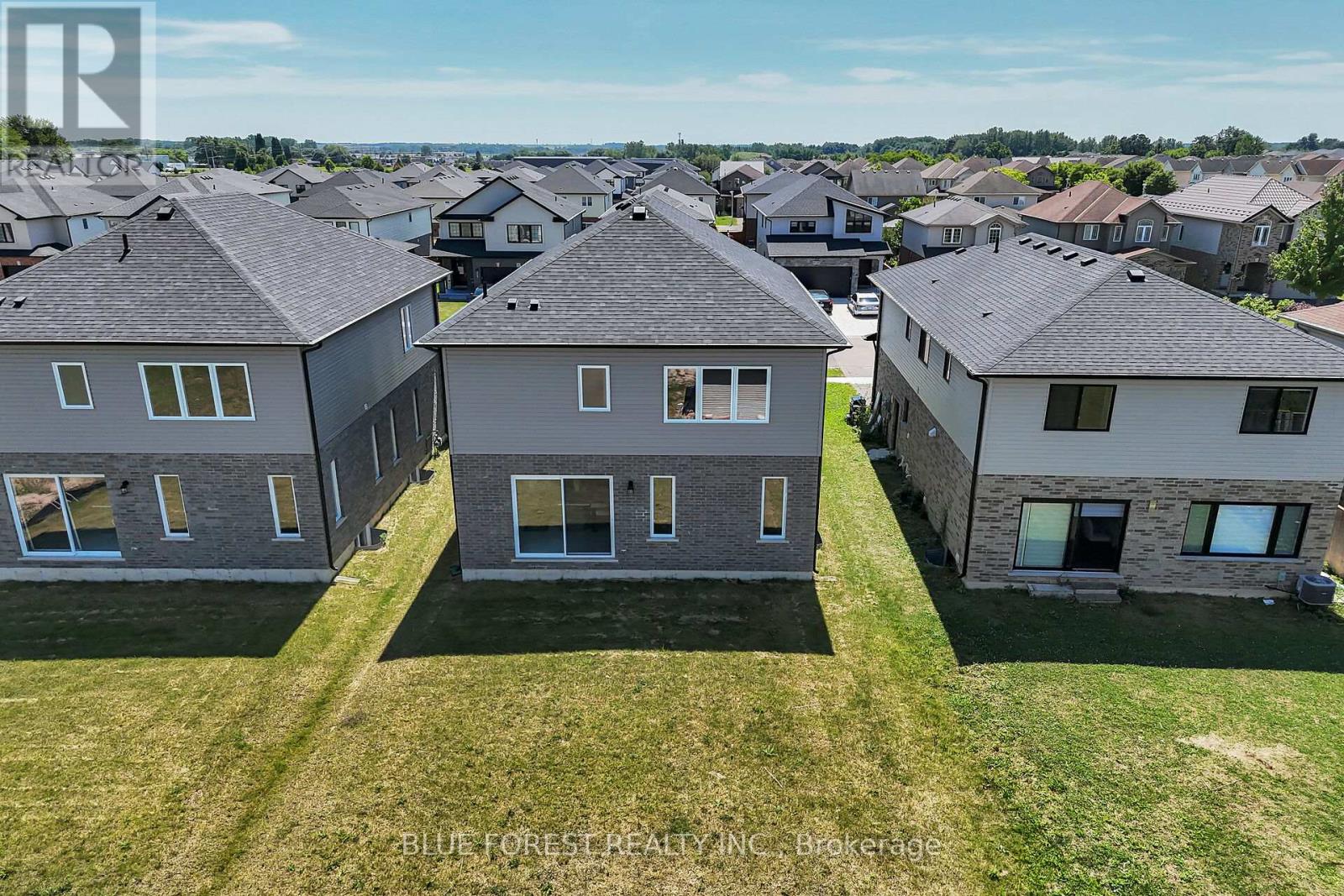 2916 Lemieux Walk, London South, Ontario  N6L 0H2 - Photo 44 - X12326343