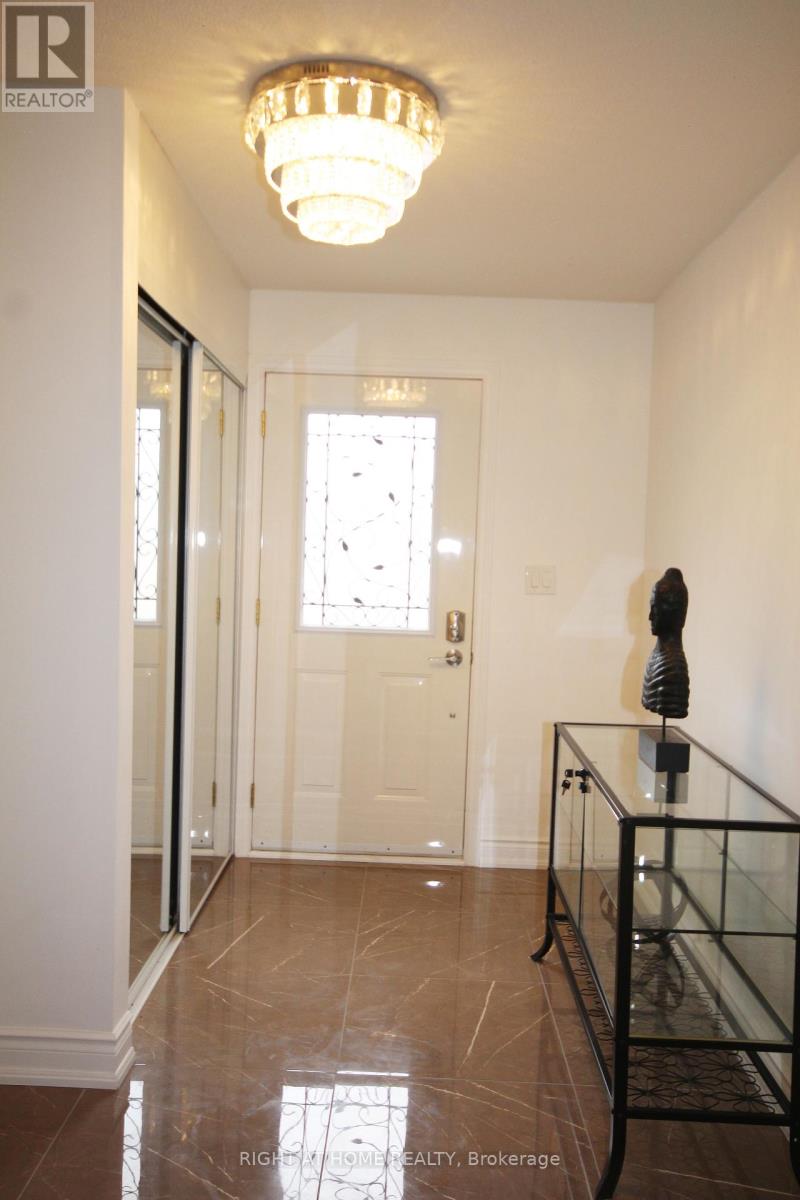 832 Boronia Crescent, Newmarket, Ontario  L3Y 5J9 - Photo 25 - N12326369