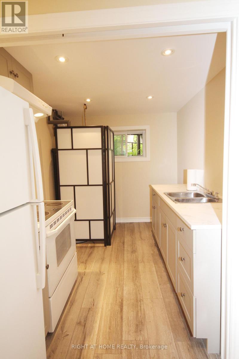 832 Boronia Crescent, Newmarket, Ontario  L3Y 5J9 - Photo 31 - N12326369