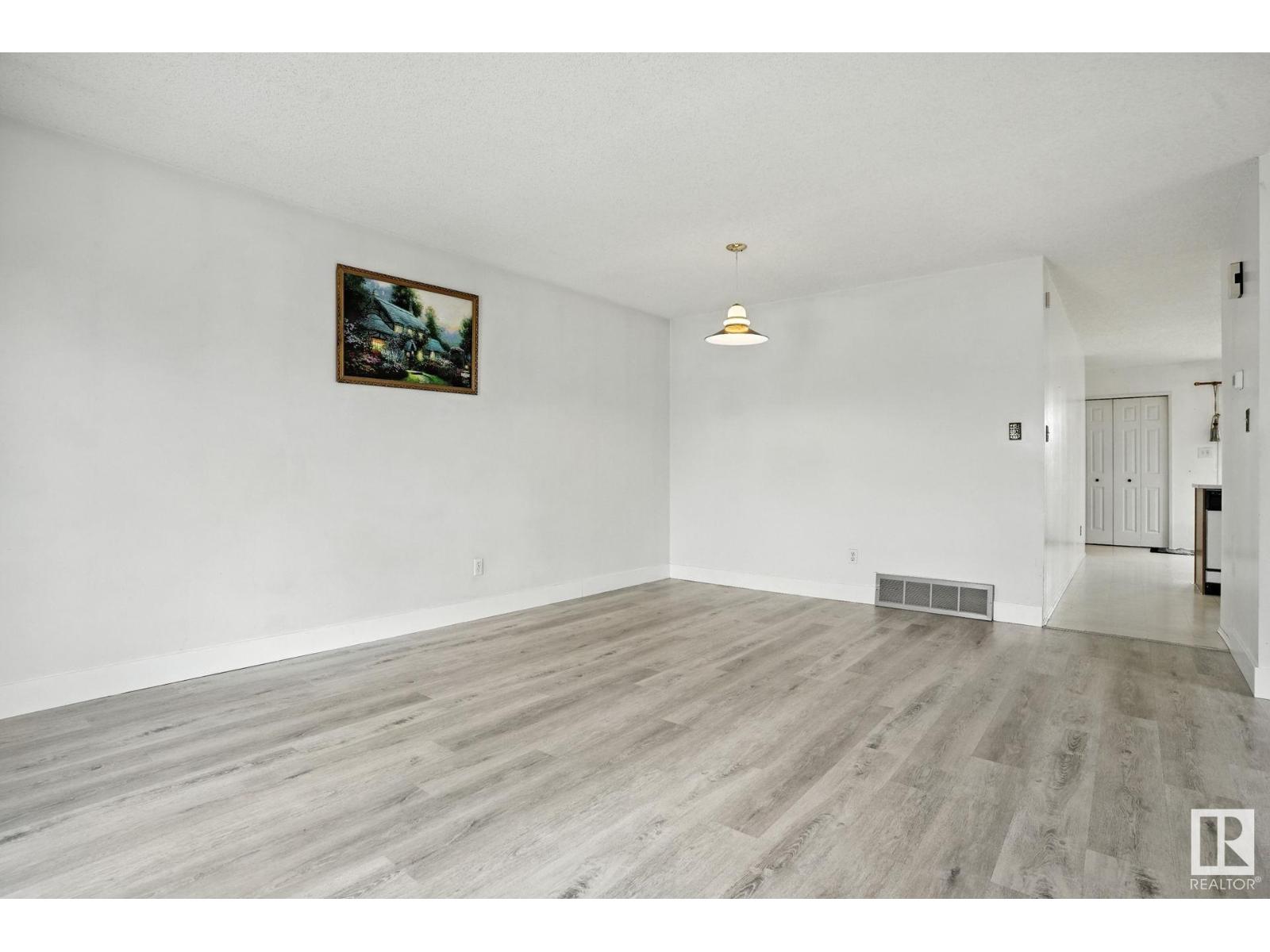Property at 203 KIRKWOOD AV NW image 4
