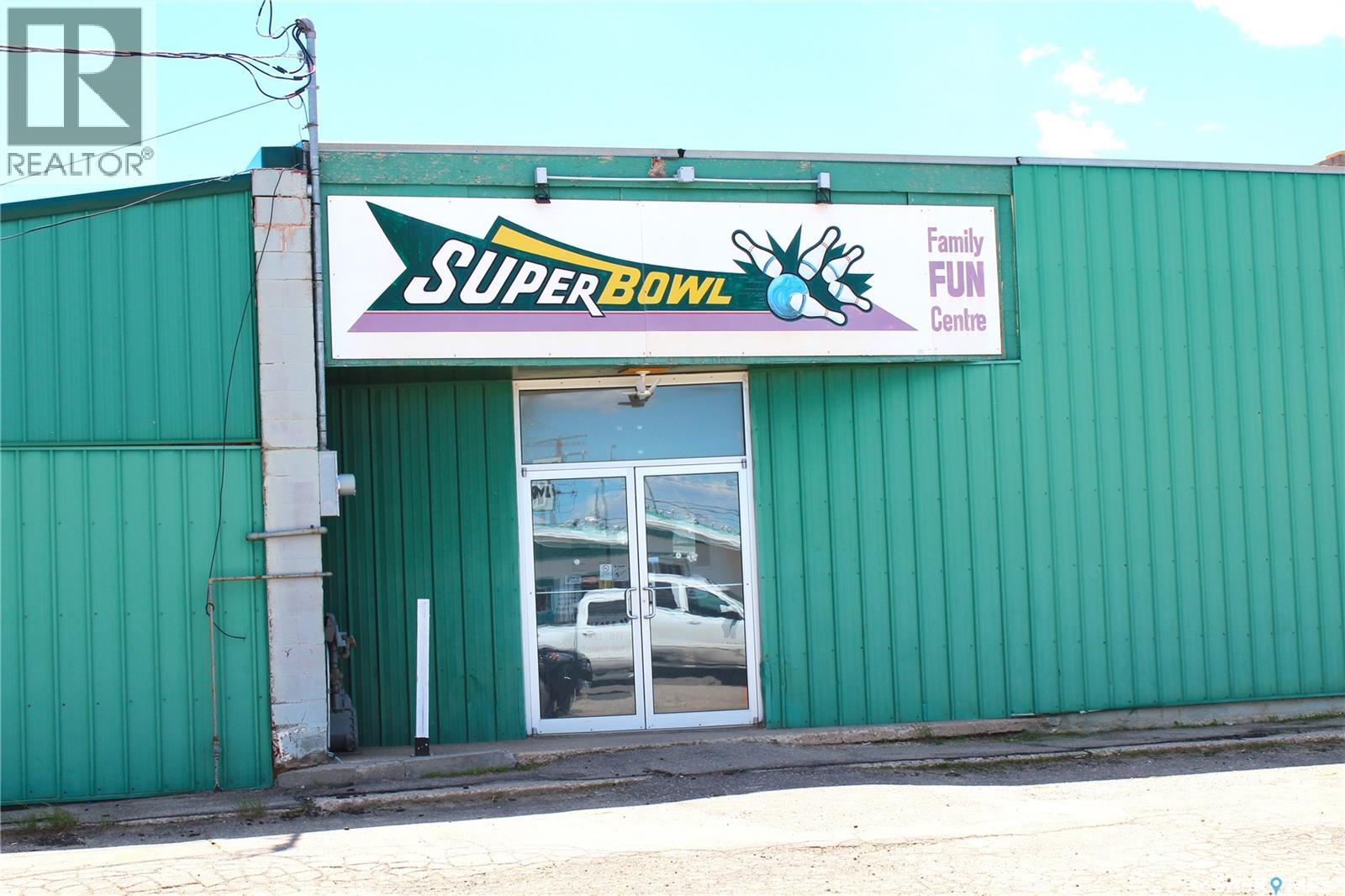 8 2nd Avenue Sw, Weyburn, Saskatchewan  S4H 2J4 - Photo 17 - SK014751