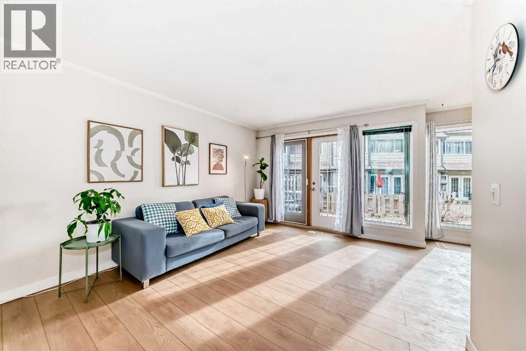 Property at 3, 95 Grier Place NE image 3