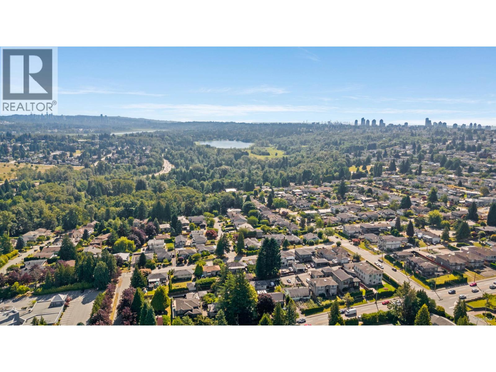 5017 Pioneer Avenue, Burnaby, British Columbia  V5G 3J5 - Photo 5 - C8070756