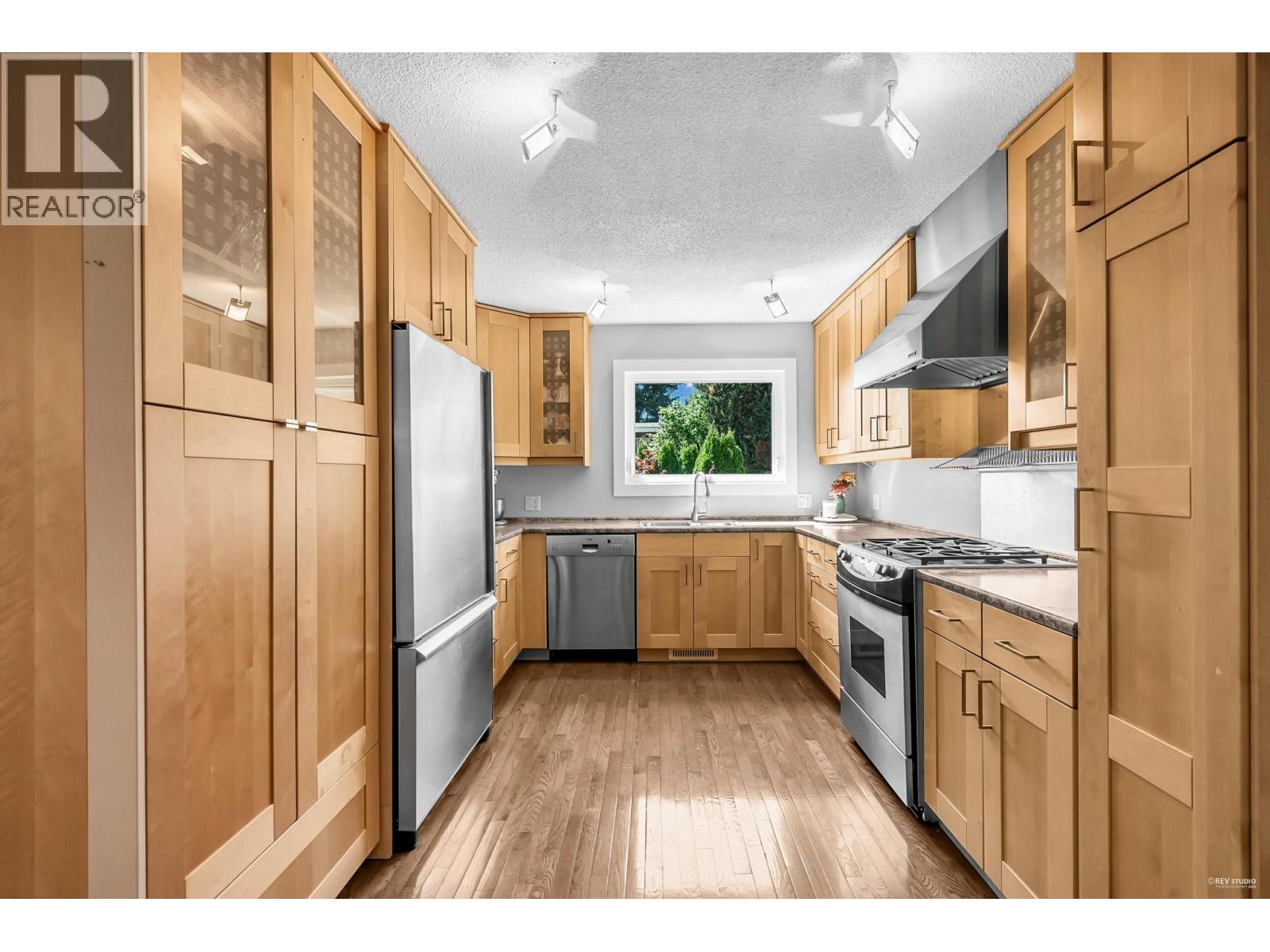 7665 Sapperton Avenue, Burnaby, British Columbia  V3N 4C9 - Photo 14 - R3034017