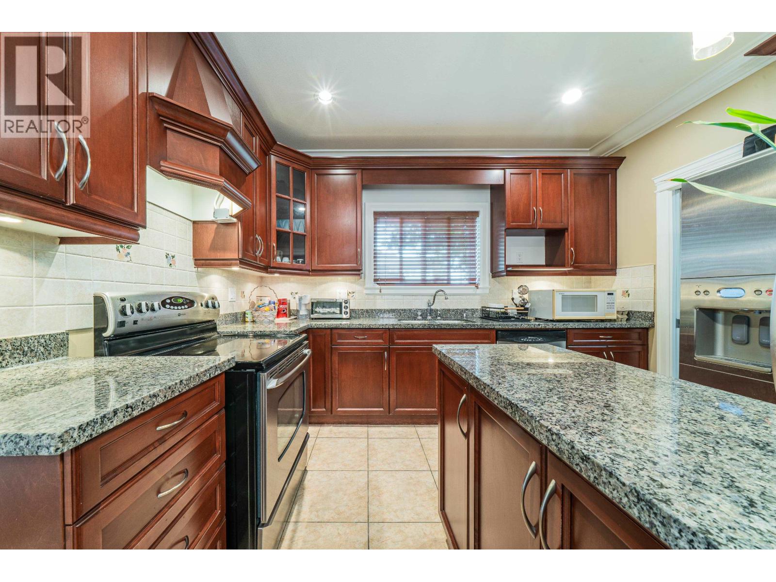 3968 Spruce Street, Burnaby, British Columbia  V5G 1Y1 - Photo 21 - R3033593