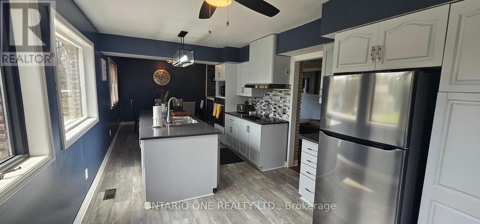 Property at 1045 COWBELL LANE image 4