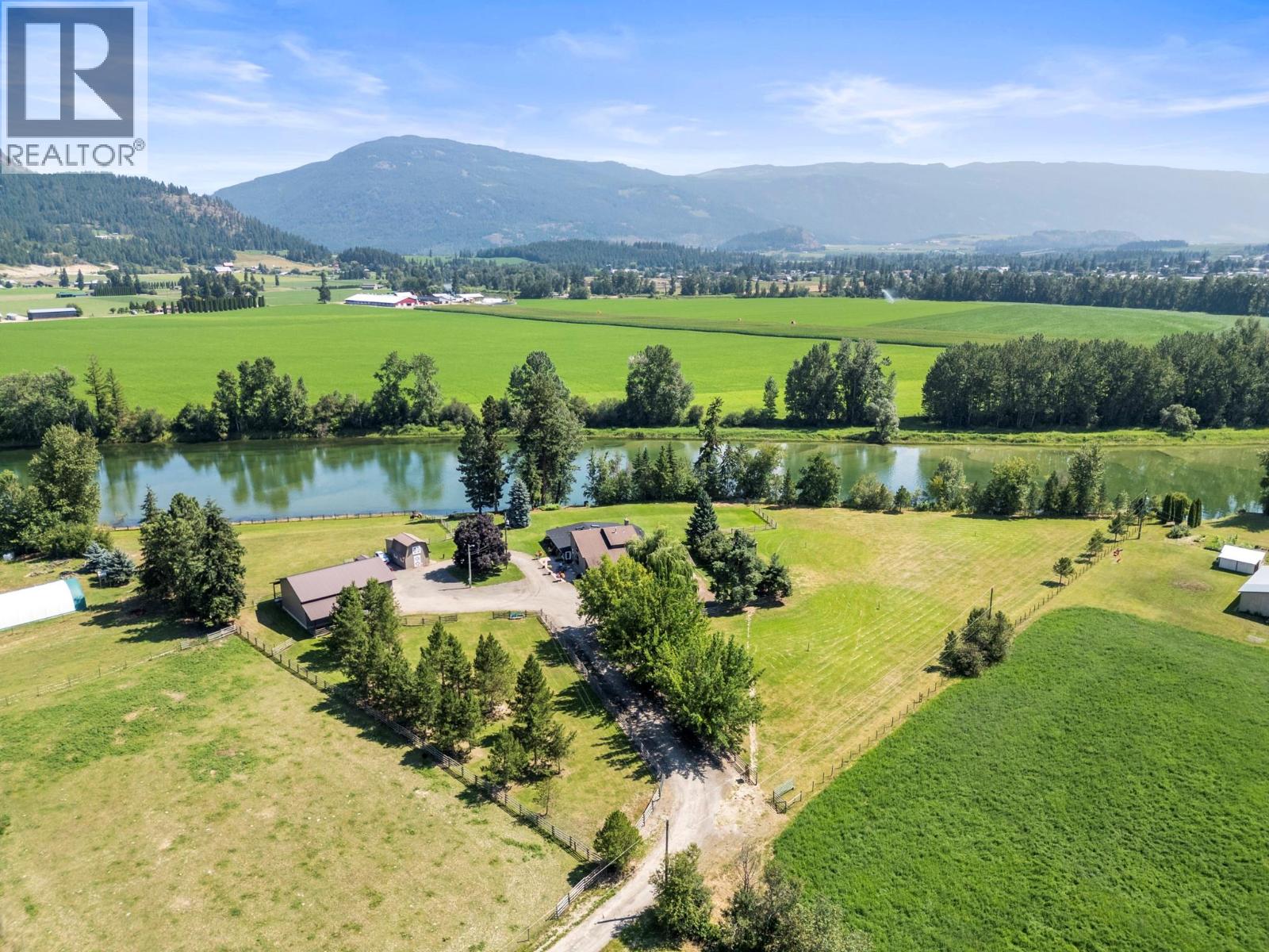 48 Waterside Road, Enderby, British Columbia  V4Y 4G5 - Photo 6 - 10357441