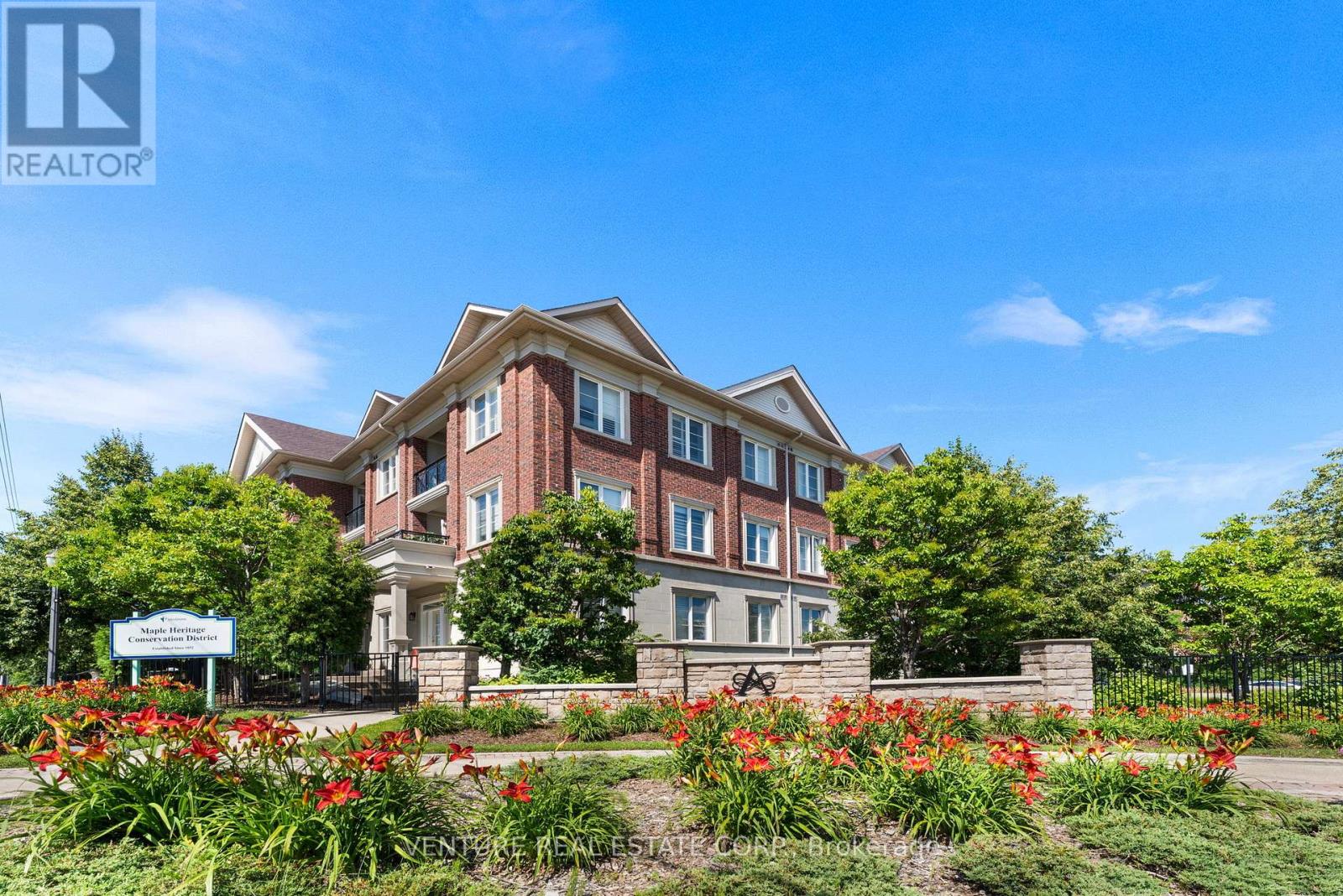 302 - 9519 Keele Street, Vaughan, Ontario  L6A 4A2 - Photo 3 - N12326391