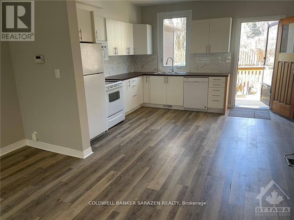5 Edgar Street, Ottawa, Ontario  K1Y 3L4 - Photo 2 - X12311483