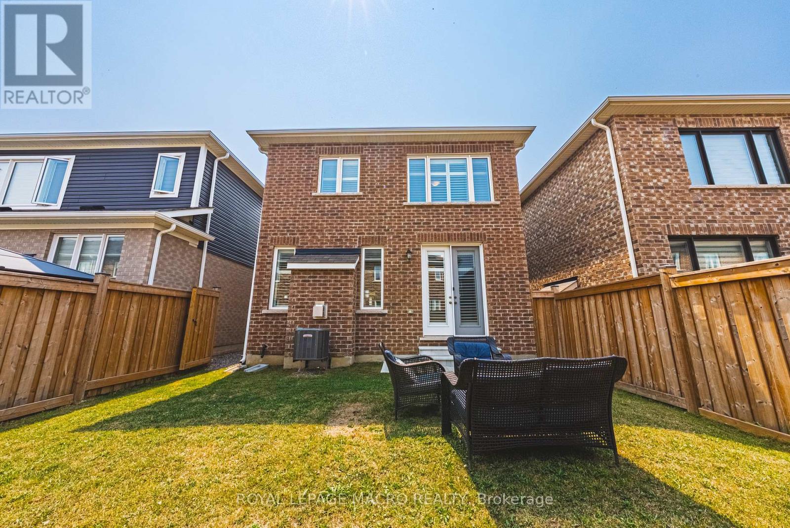 728 Kennedy Circle W, Milton, Ontario  L9E 1R9 - Photo 39 - W12326371