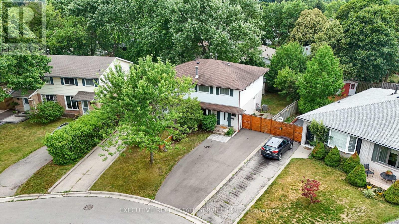 Property at 1342 ROYLEN ROAD image 4