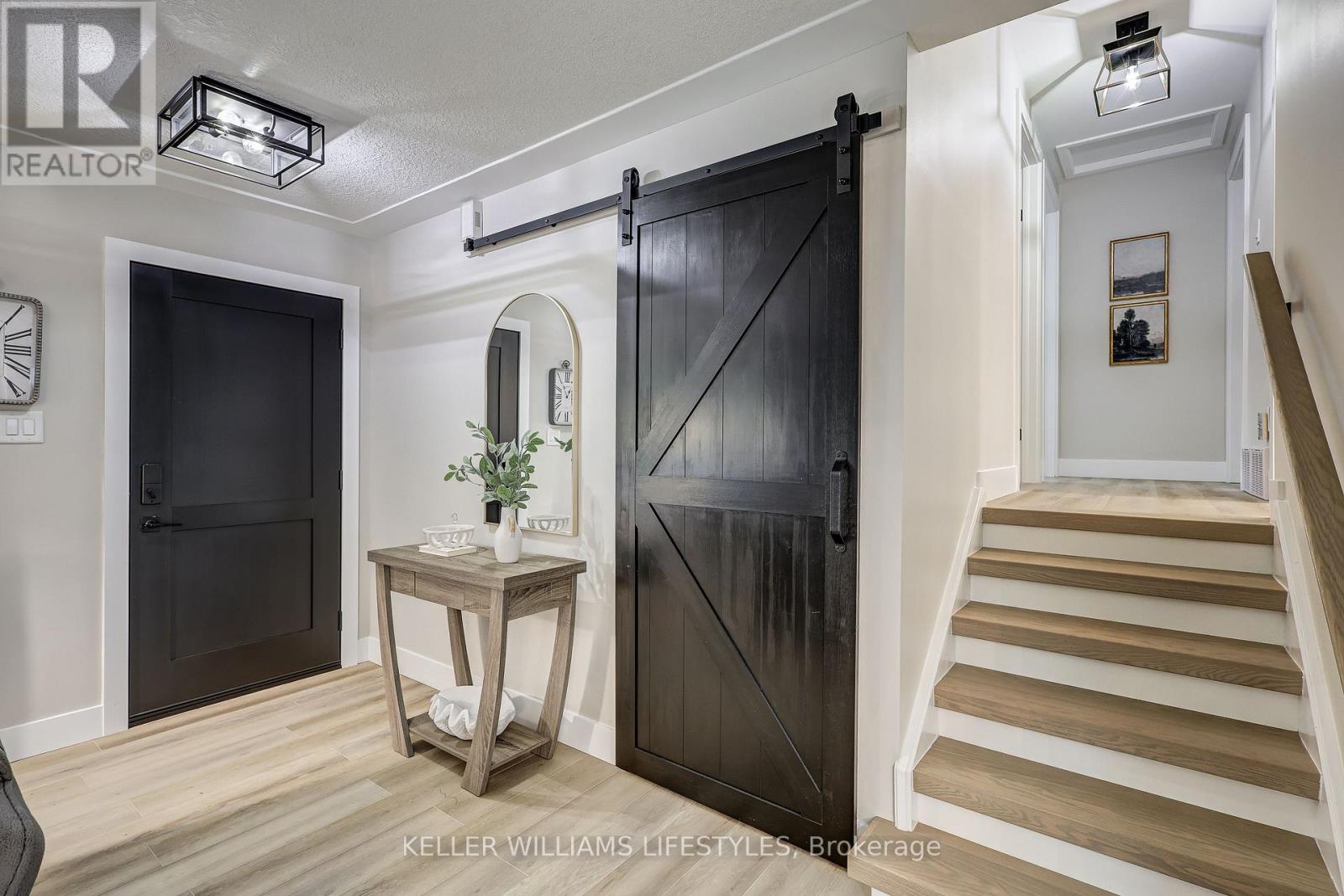 63 Park Lane Crescent, London South, Ontario  N6K 2V1 - Photo 7 - X12326431