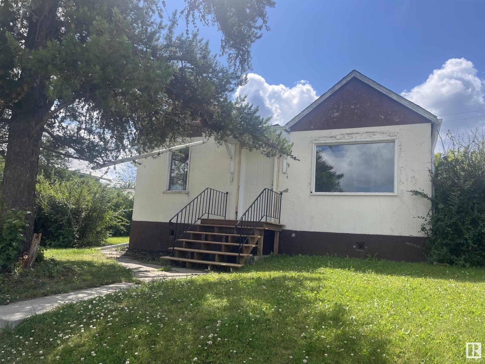 4811 48 Ave, Evansburg, Alberta