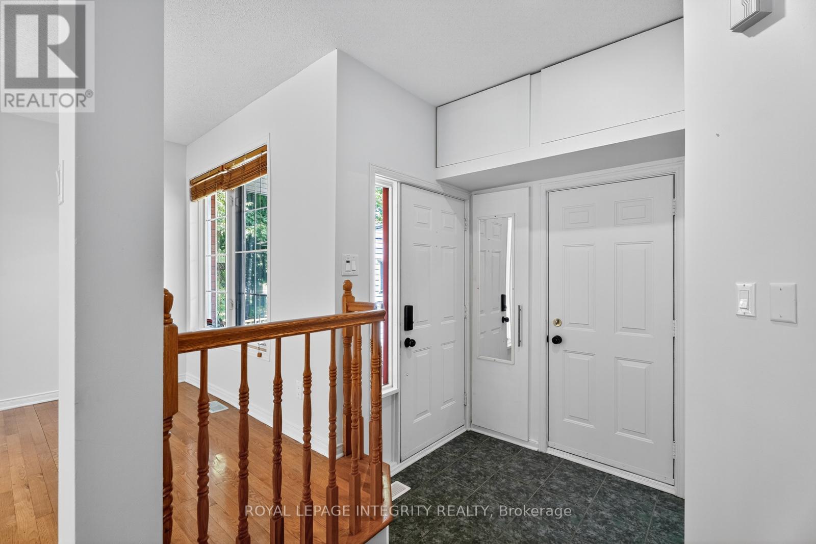 Property at 3700 RIVERGATE WAY image 5