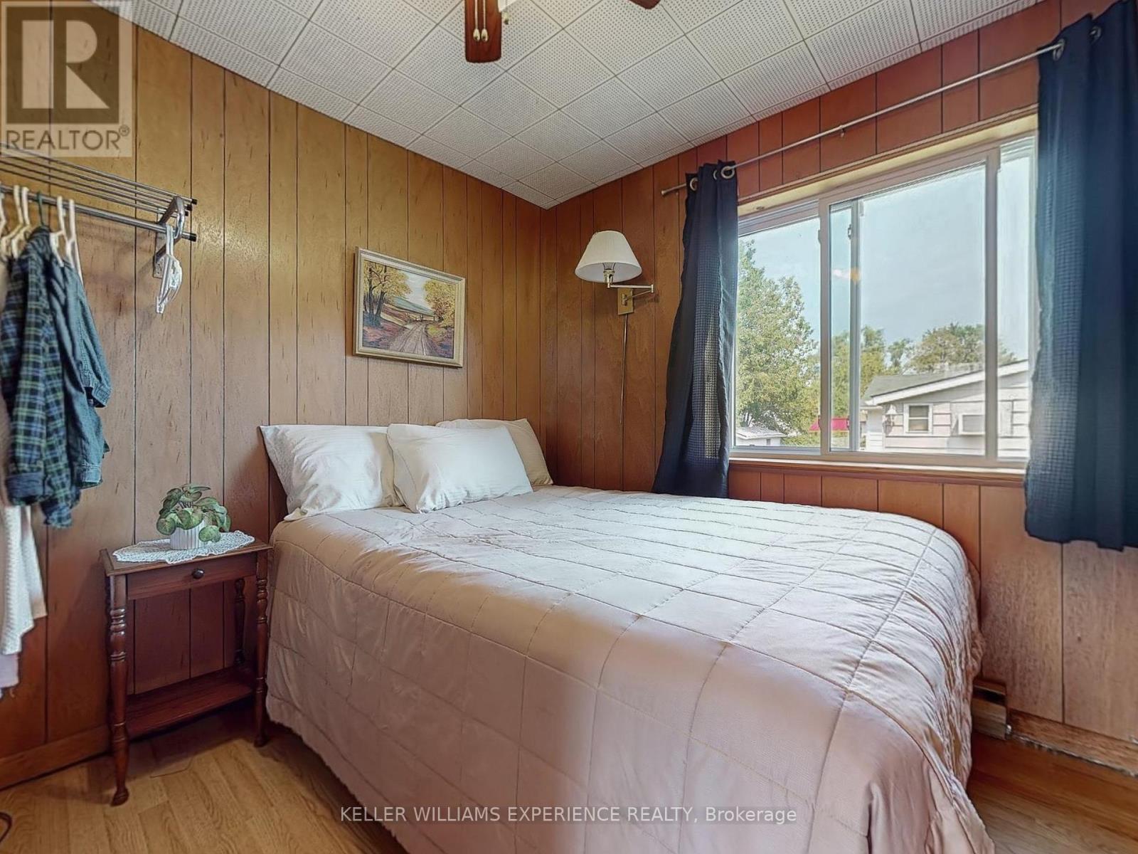 68 De La Salle Boulevard, Georgina, Ontario  L0E 1L0 - Photo 11 - N12326440