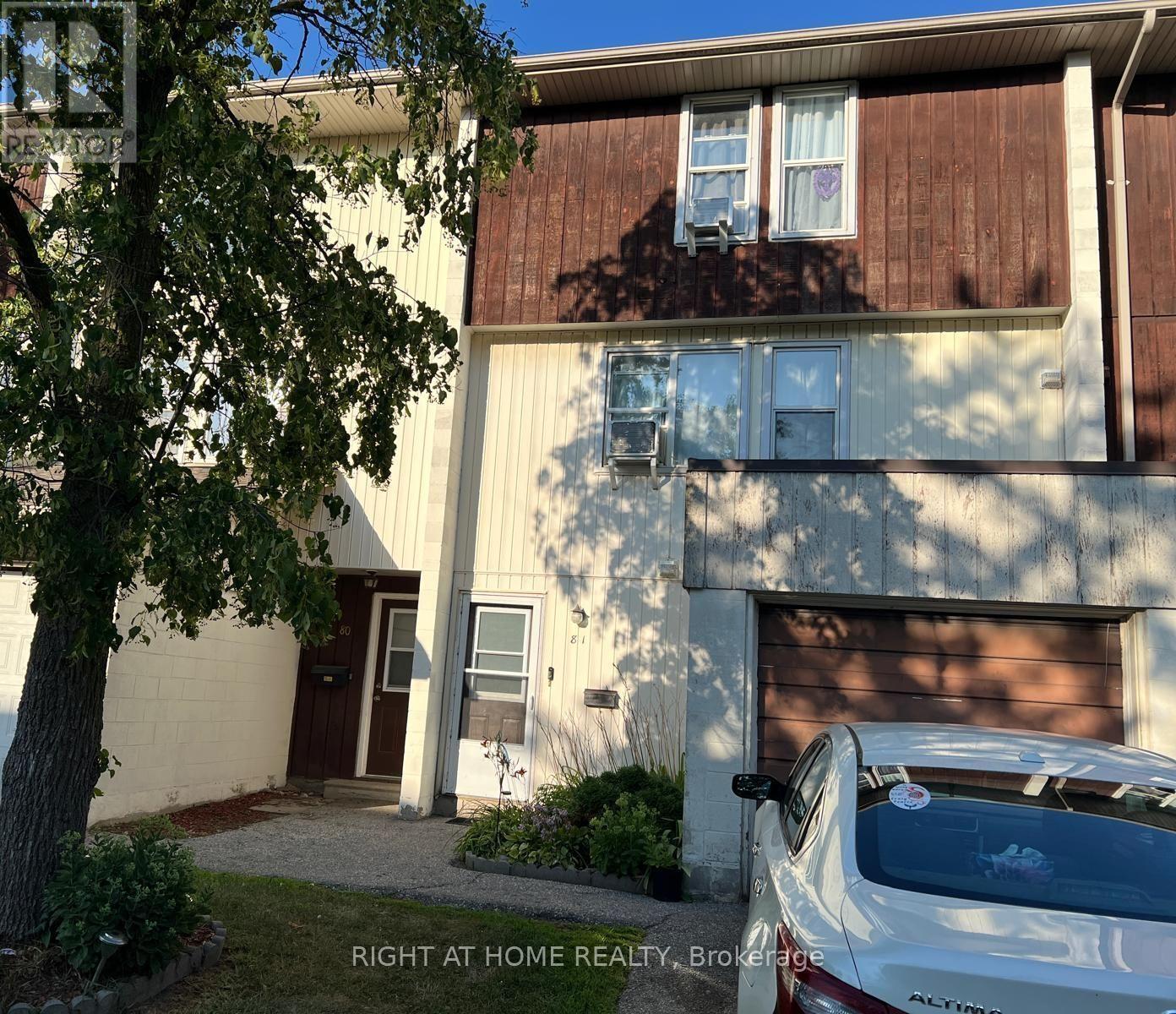 Property at 81 - 135 CHALMERS STREET S image 1