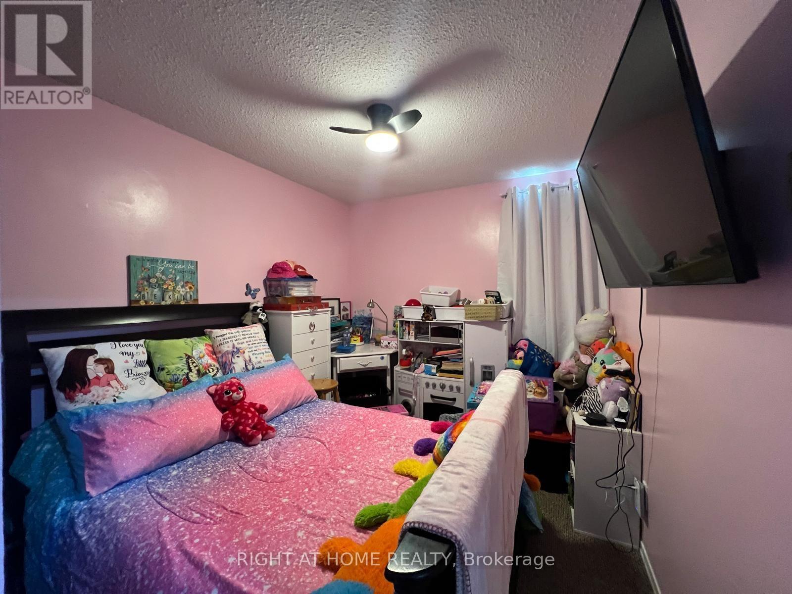 81 - 135 Chalmers Street S, Cambridge, Ontario  N1R 6M2 - Photo 7 - X12326455