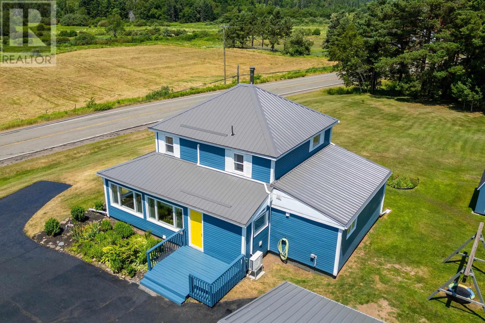 168 Highway 302, Southampton, Nova Scotia  B0M 1W0 - Photo 3 - 202517899