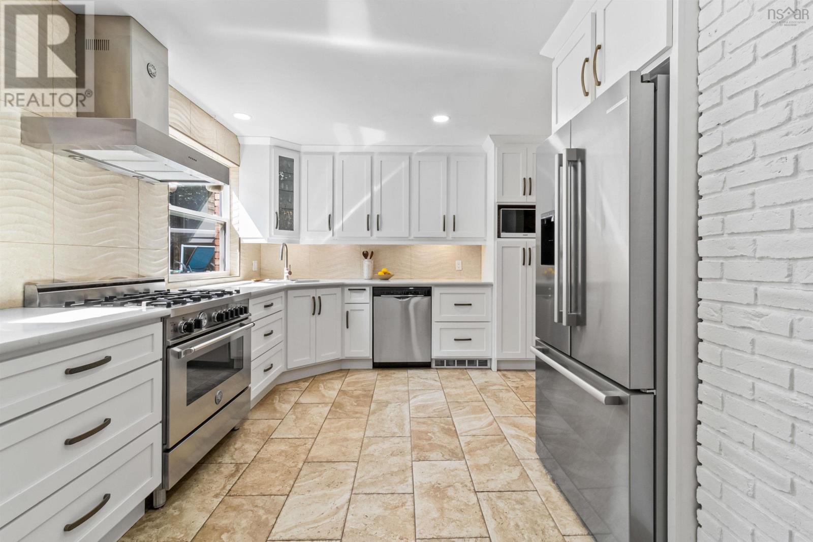 27 Joe Street, Waverley, Nova Scotia  B2R 1E1 - Photo 9 - 202518739