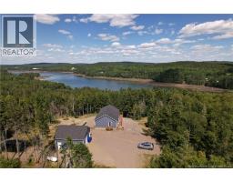 393 Hills Point Road, Oak Bay, New Brunswick