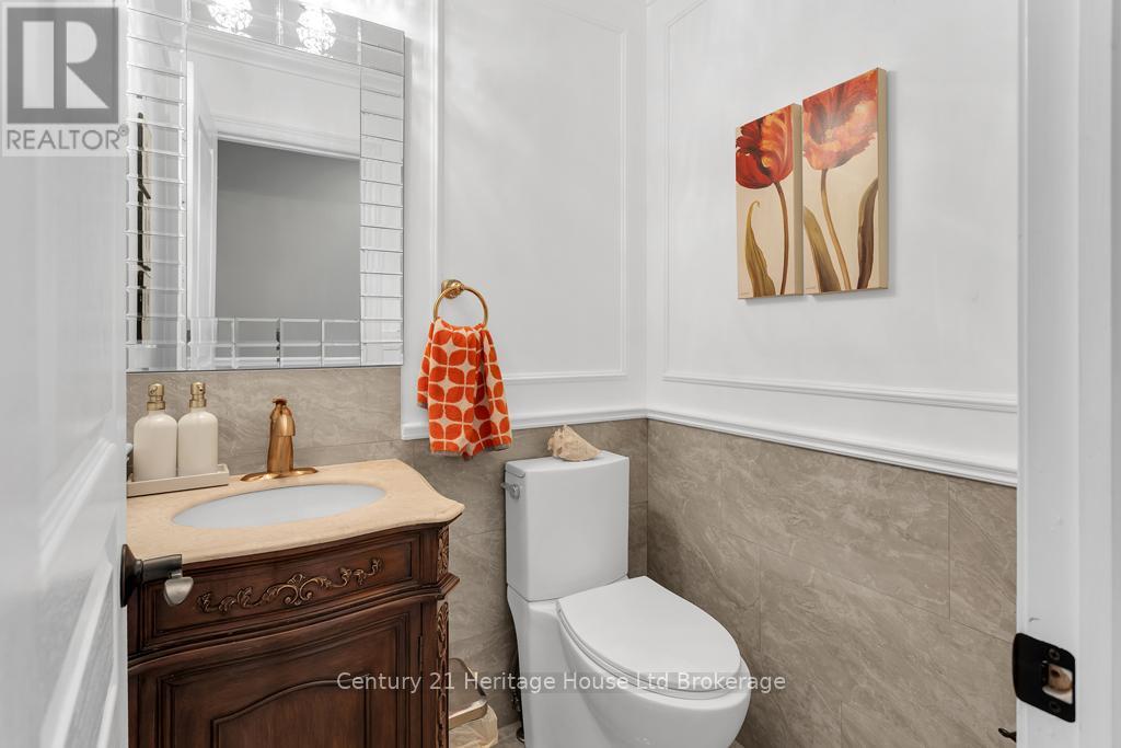 717 Normandy Drive, Woodstock, Ontario  N4T 0C5 - Photo 12 - X12325413